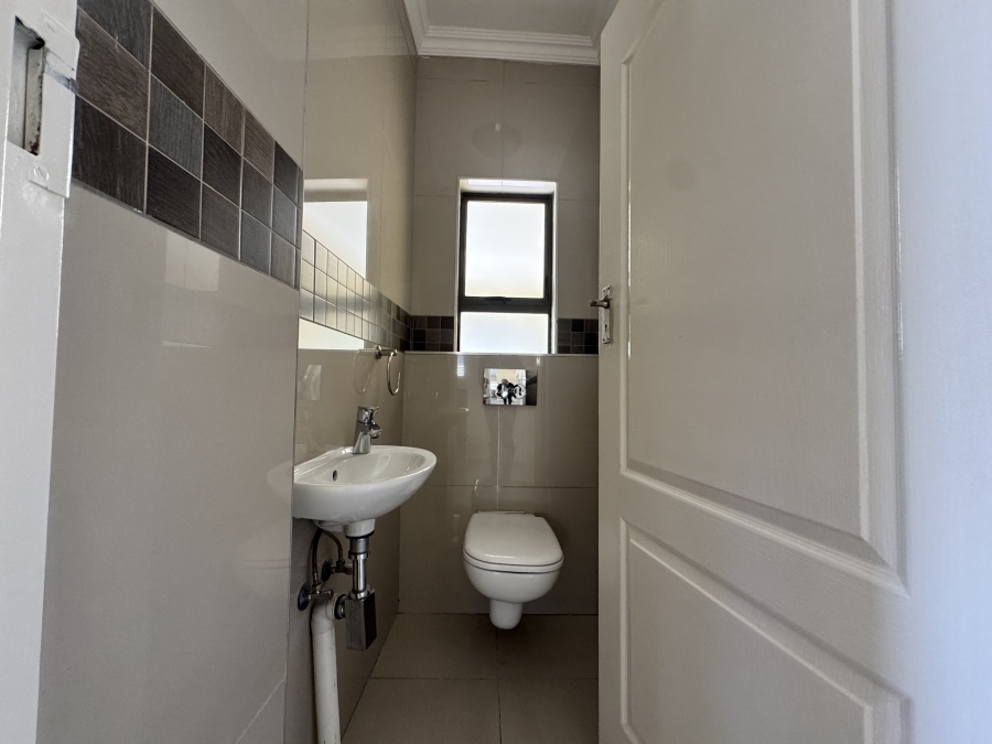 3 Bedroom Property for Sale in Wilkoppies North West